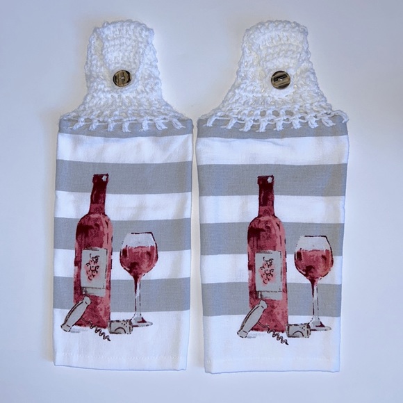 Hand Crafted Crochet Top Hanging Kitchen or Bathroom Hand Towels Red Wine Theme